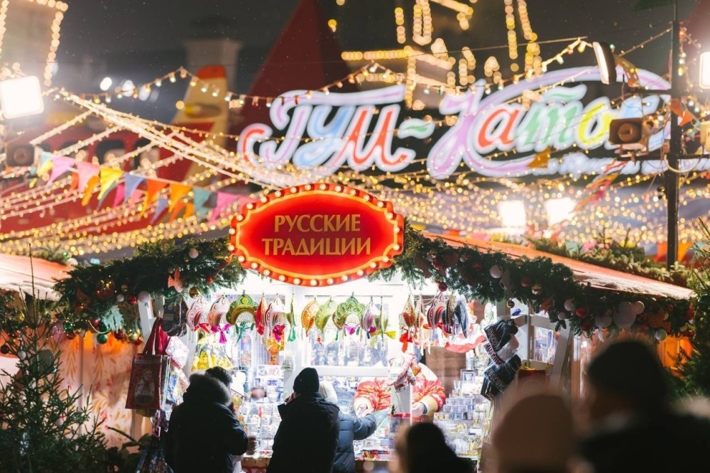 ГУМ-Каток на Красной площади (г. Москва)